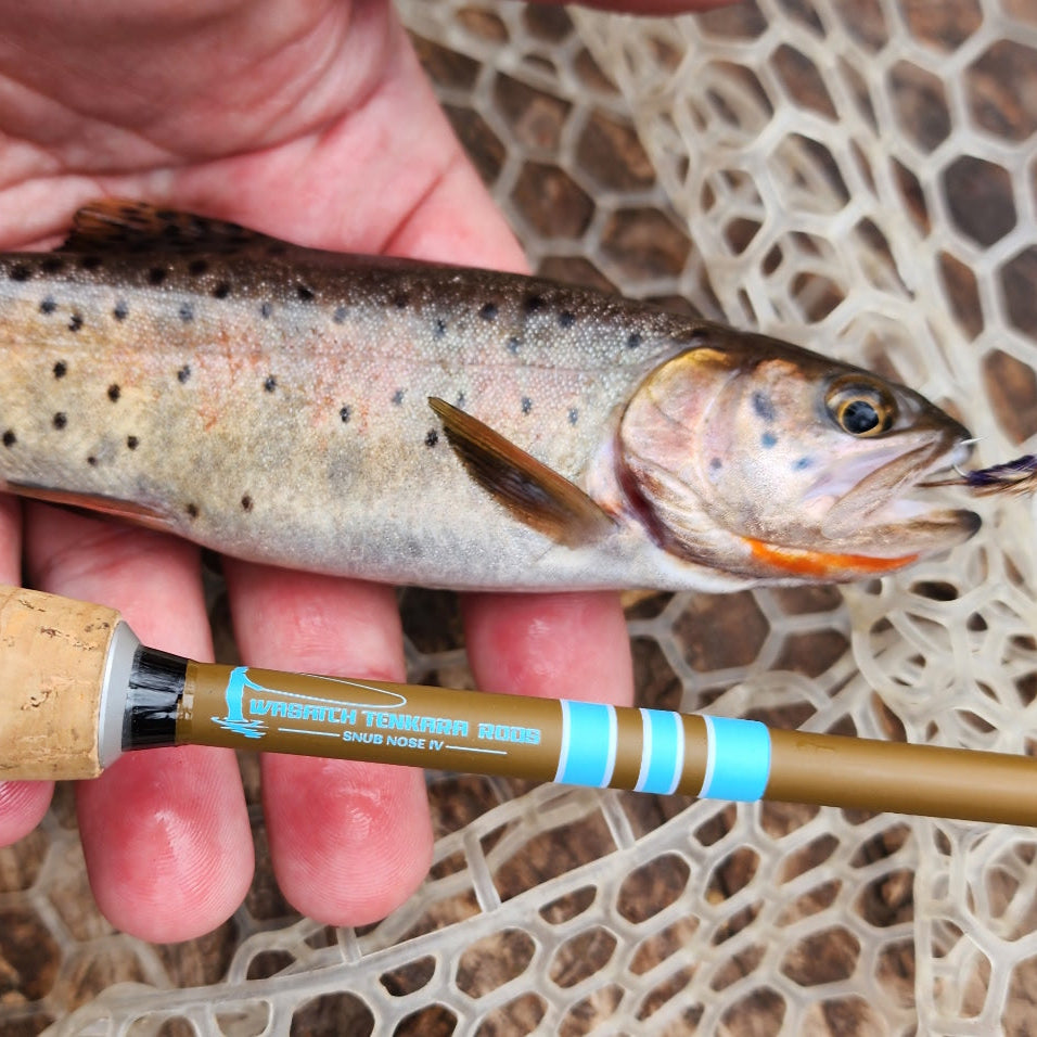 SNUB NOSE IV T 4-Zoom Ultra-Compact Tenkara Rod