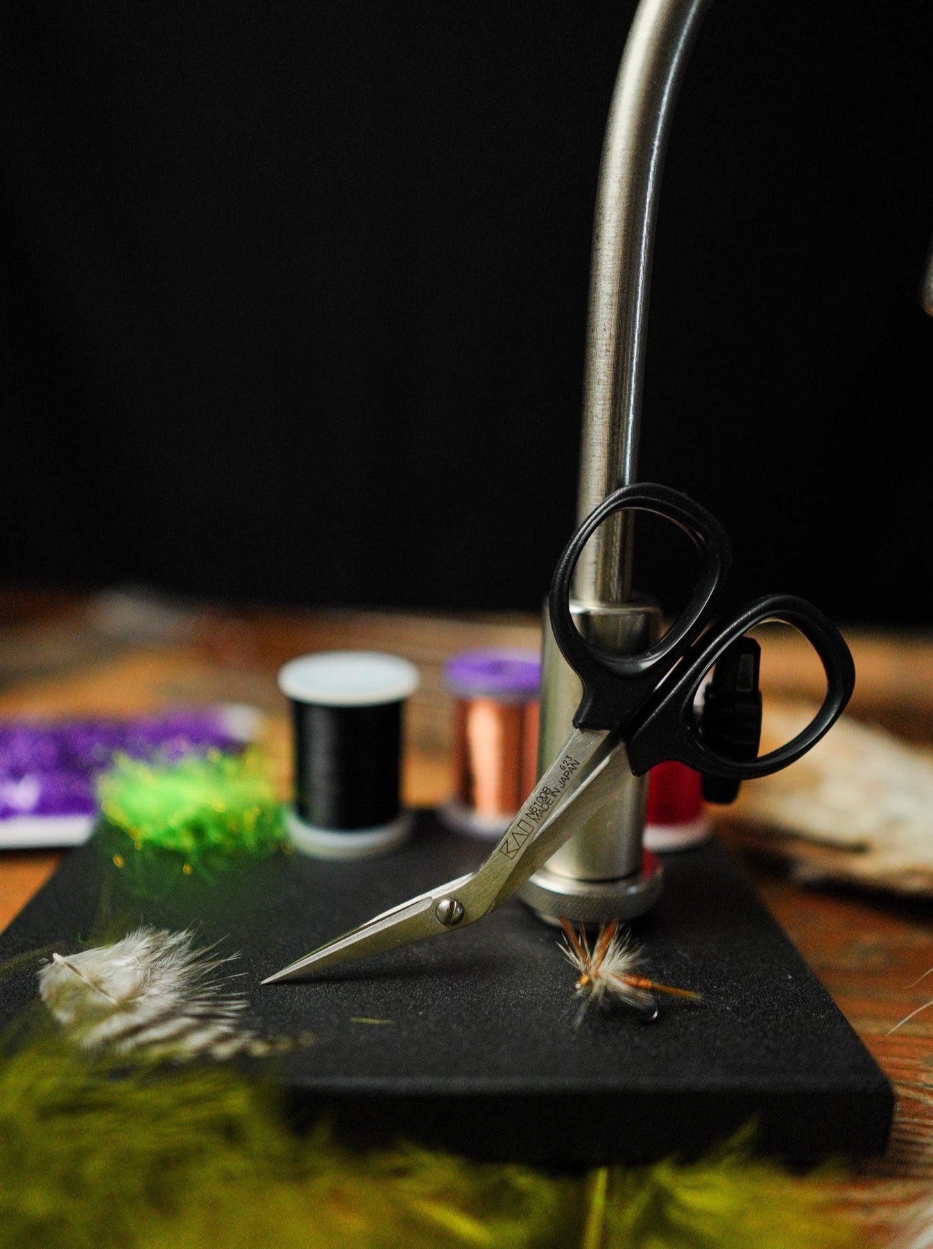 KAI® 4" Bent Fly Tying Scissors