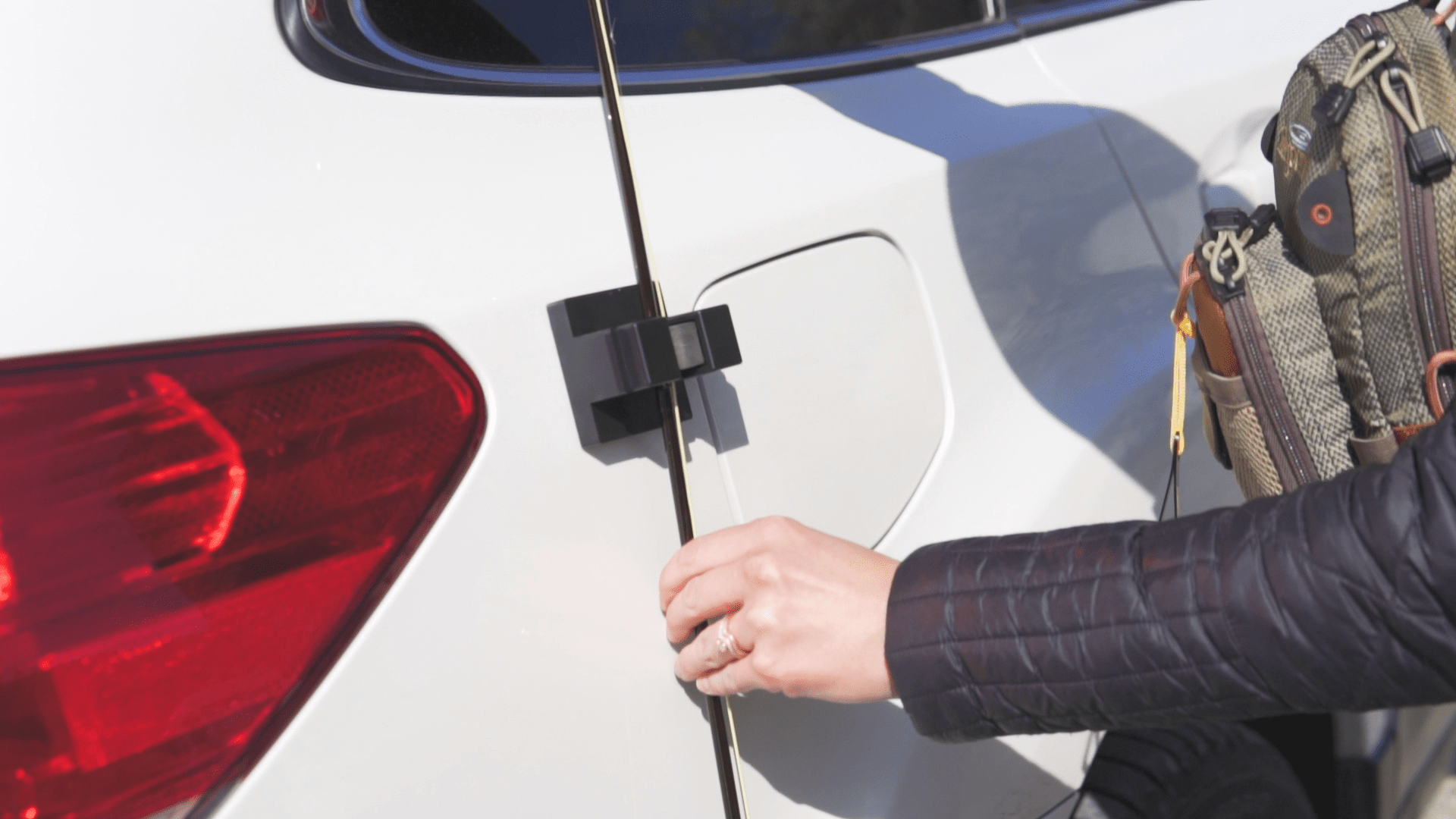 ON THE FLY / Magnetic Rod Holder